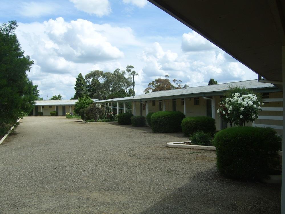 Garden Motor Inn Gundagai Ngoại thất bức ảnh