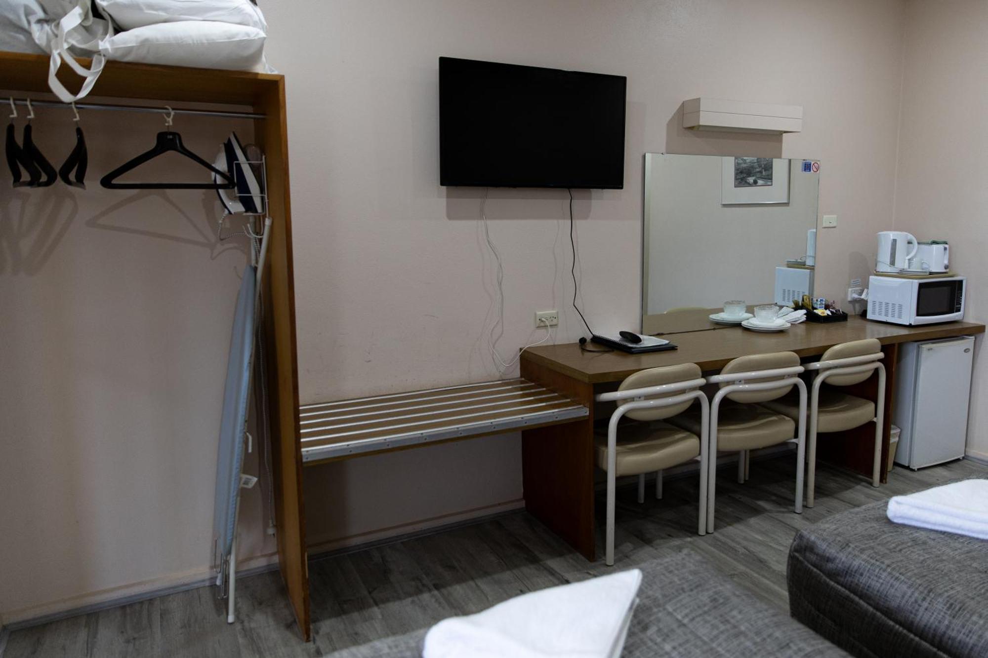 Garden Motor Inn Gundagai Ngoại thất bức ảnh