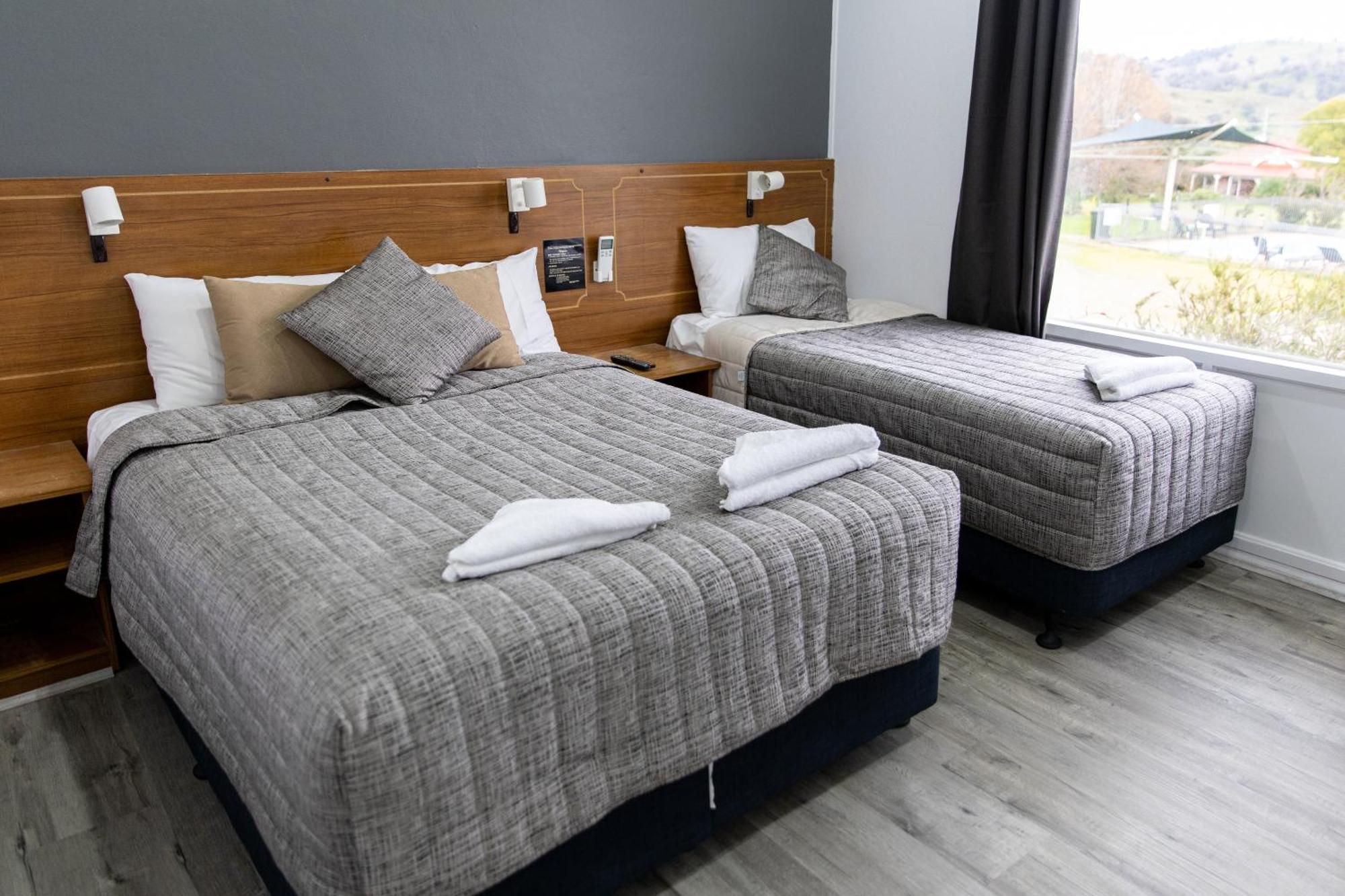 Garden Motor Inn Gundagai Ngoại thất bức ảnh
