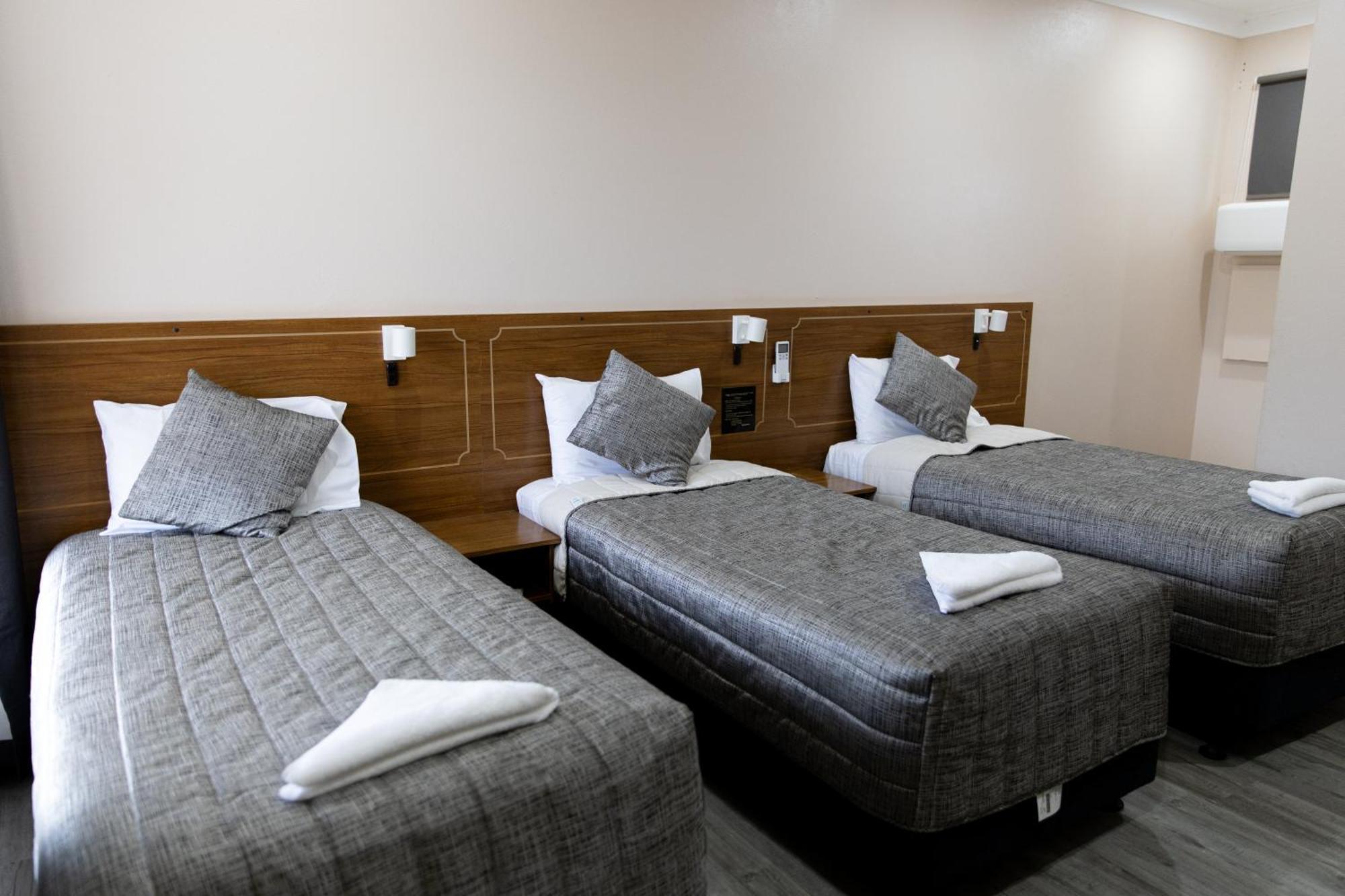 Garden Motor Inn Gundagai Ngoại thất bức ảnh