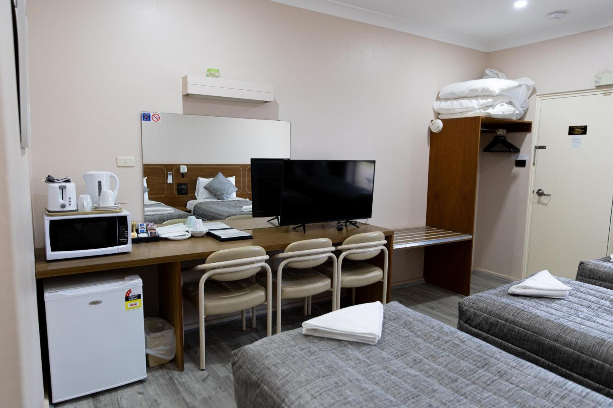 Garden Motor Inn Gundagai Ngoại thất bức ảnh