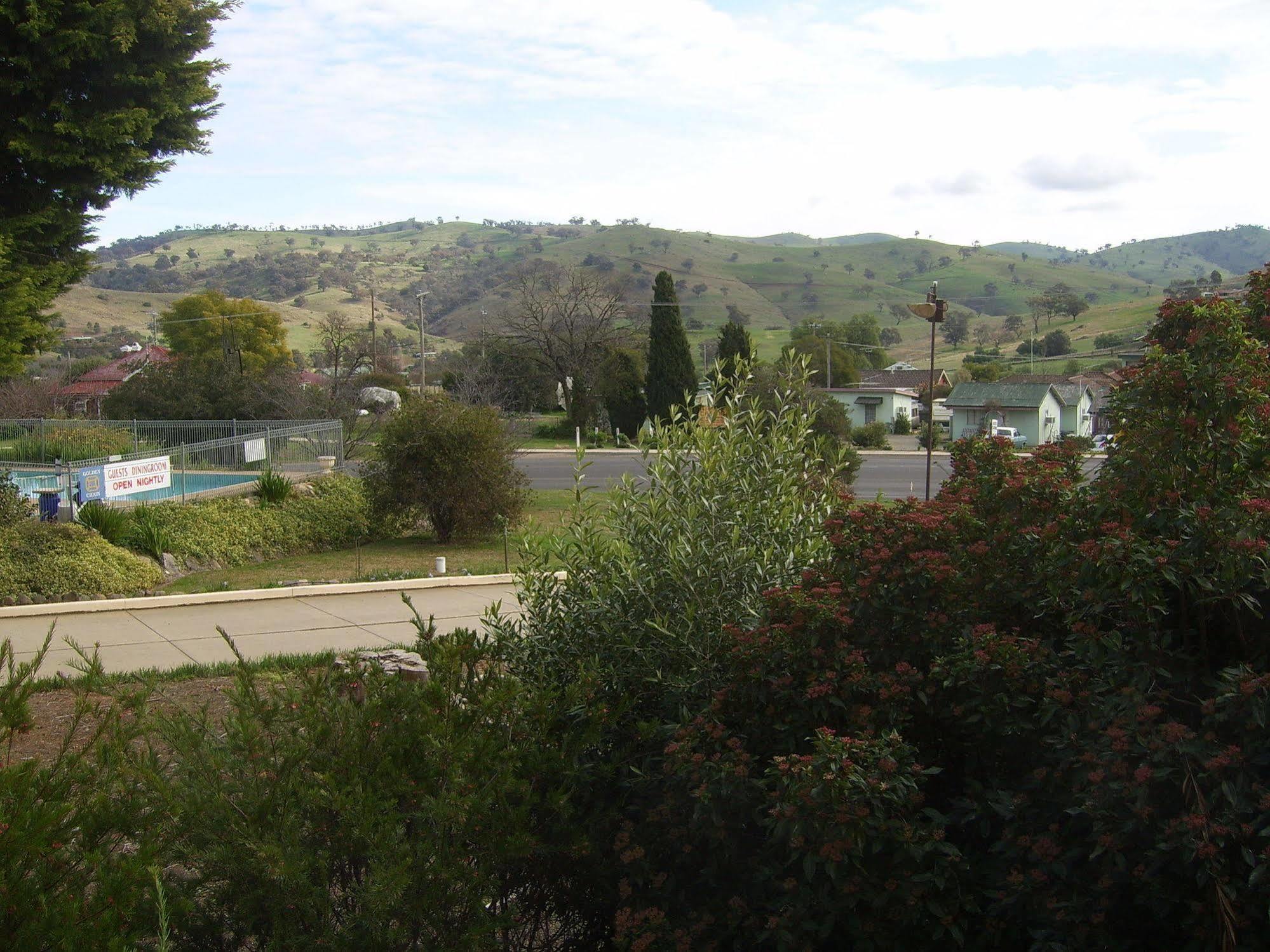 Garden Motor Inn Gundagai Ngoại thất bức ảnh