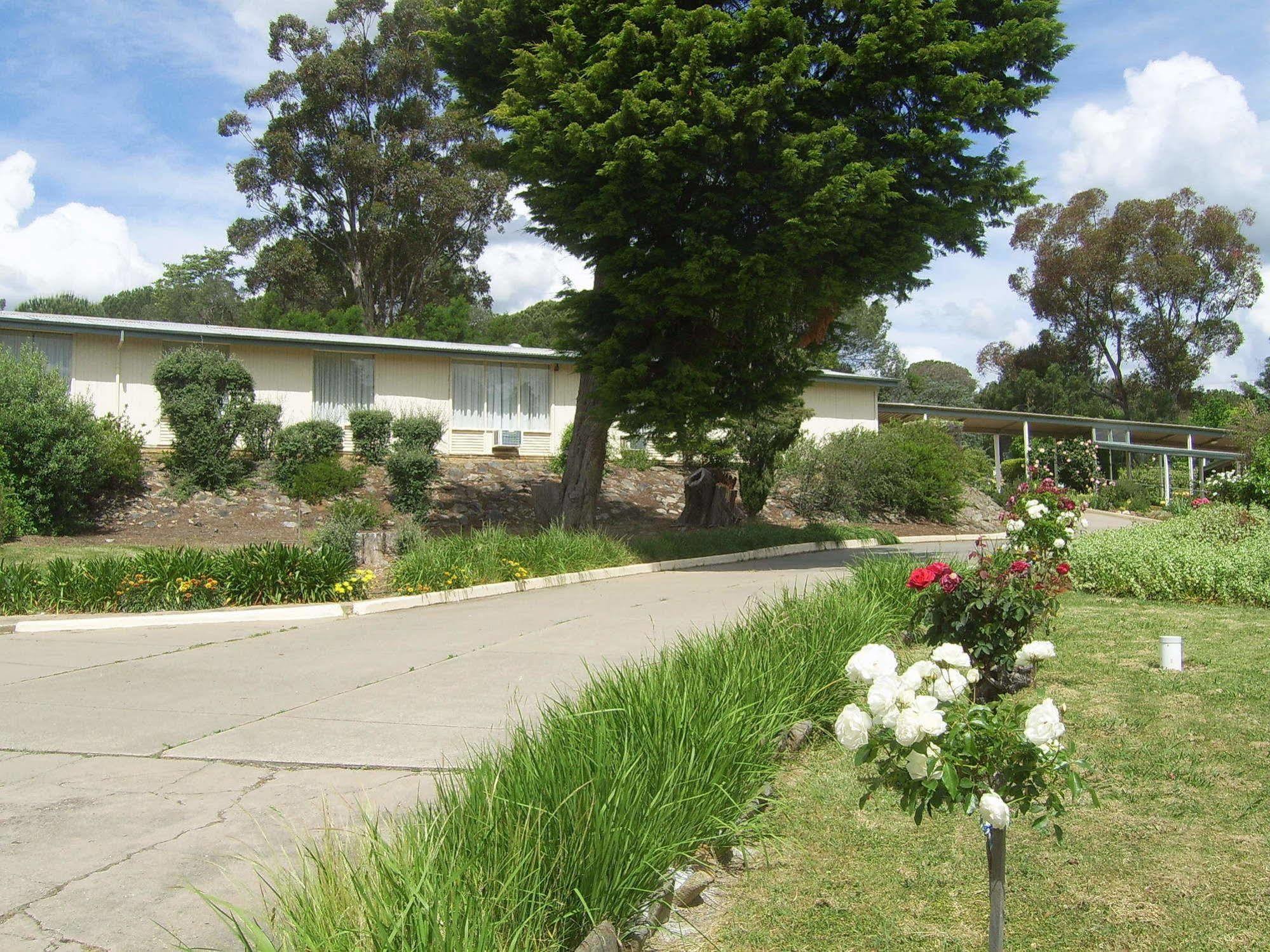 Garden Motor Inn Gundagai Ngoại thất bức ảnh